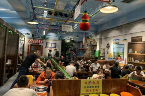 娱乐圈火锅鸡长春店,娱乐圈火锅鸡长春店，美食与娱乐的完美融合