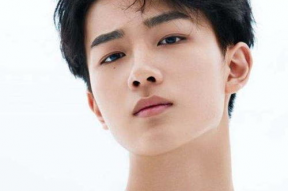 割过双眼皮的男明星,揭秘他们的蜕变之路